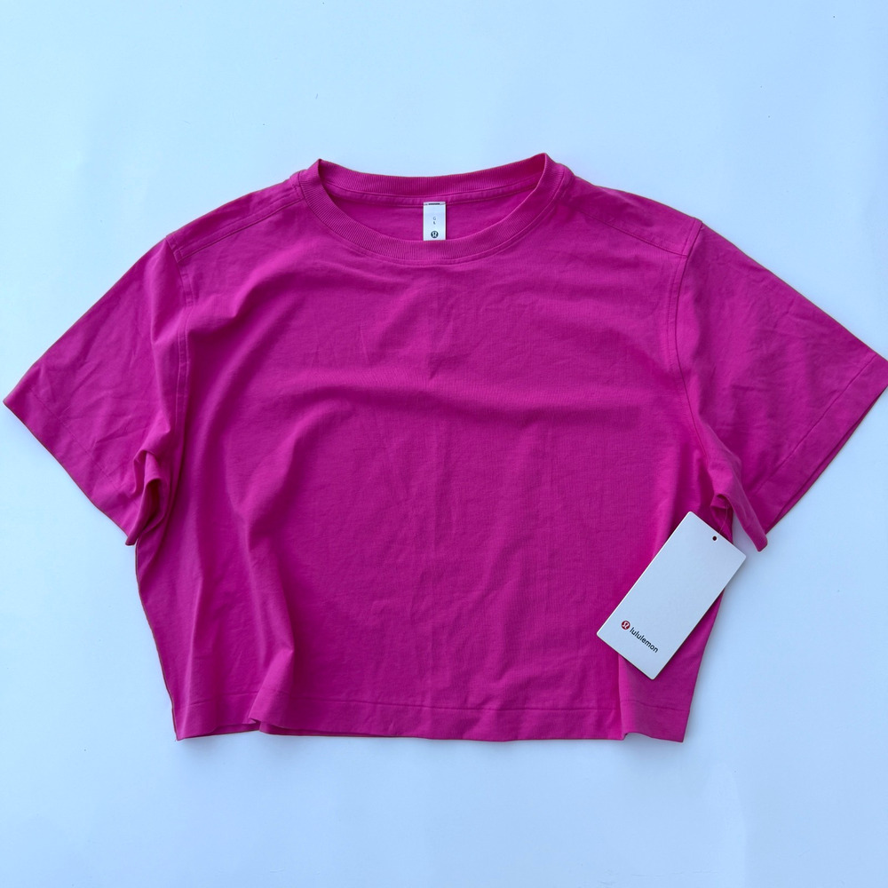 Lululemon All Yours Organic Cotton Cropped T-Shirt Women's L Magenta Purple NWT